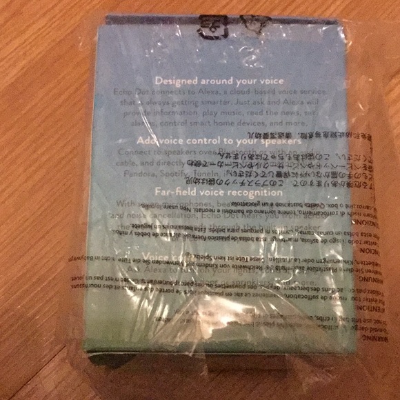 NWT Amazon Echo Dot 2nd Generation Brand New in Box and All Original Packaging - Picture 3 of 7